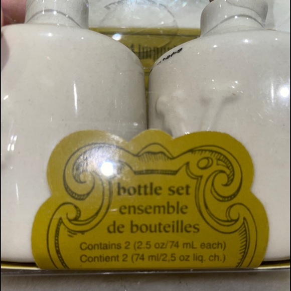 NWT ~ Oil and Vinegar container - Picture 2 of 5